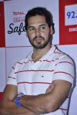 Dino Morea at the Launch of Total Quartz Safety month to create awareness about the hazards of unsafe driving in Big FM on 9th Oct 2012 (22).JPG